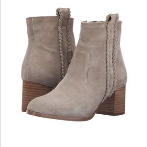 **SOLD** Coconuts by Matisse Leather ankle boot